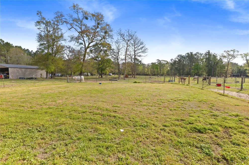 110 Southwood Forest Road Huntsville, TX 77340