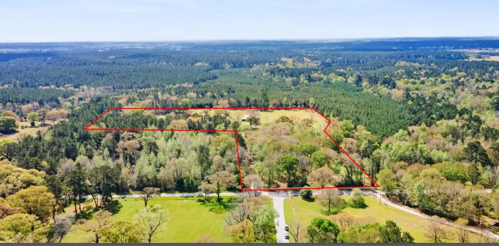 110 Southwood Forest Road Huntsville, TX 77340