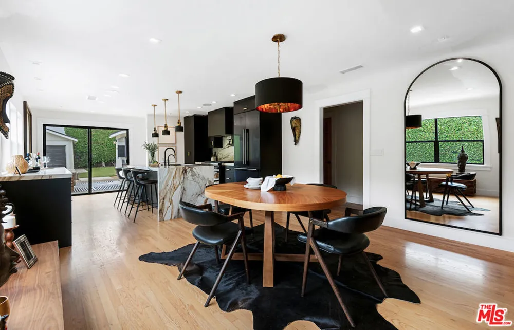 5319 West Boulevard Los Angeles, CA 90043
