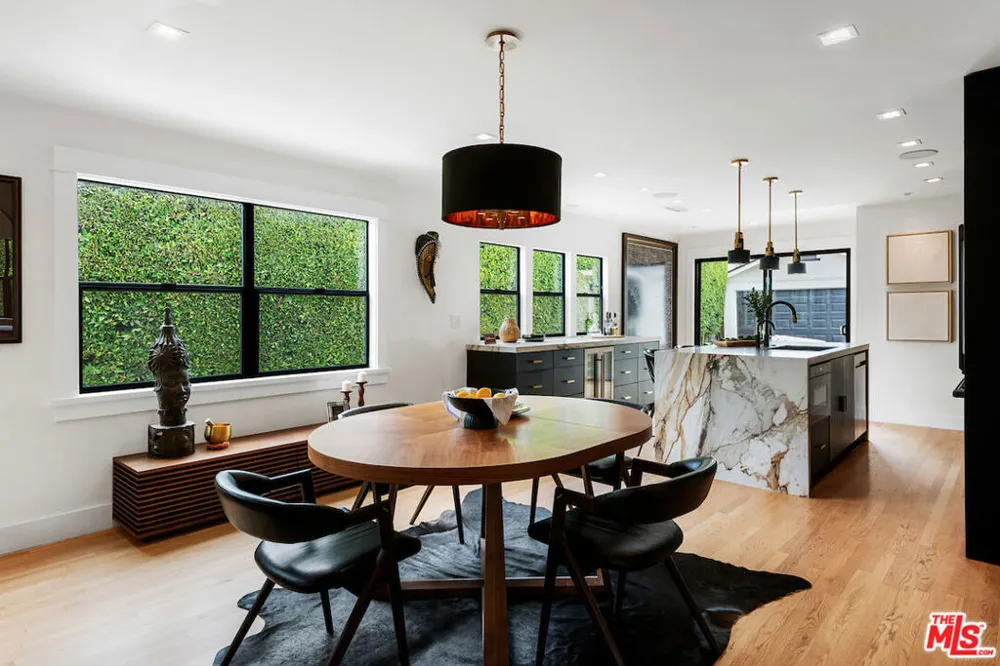 5319 West Boulevard Los Angeles, CA 90043