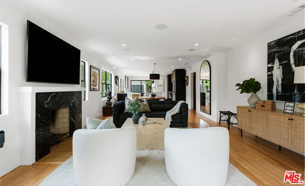 5319 West Boulevard Los Angeles, CA 90043