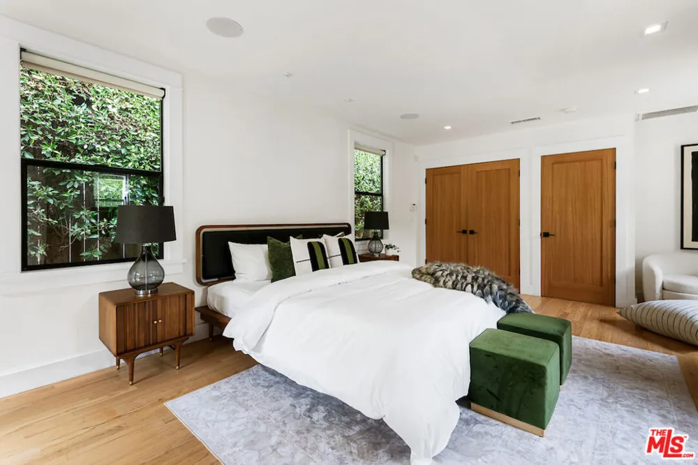 5319 West Boulevard Los Angeles, CA 90043