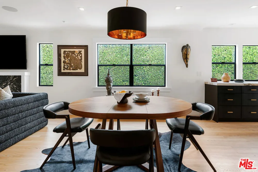 5319 West Boulevard Los Angeles, CA 90043