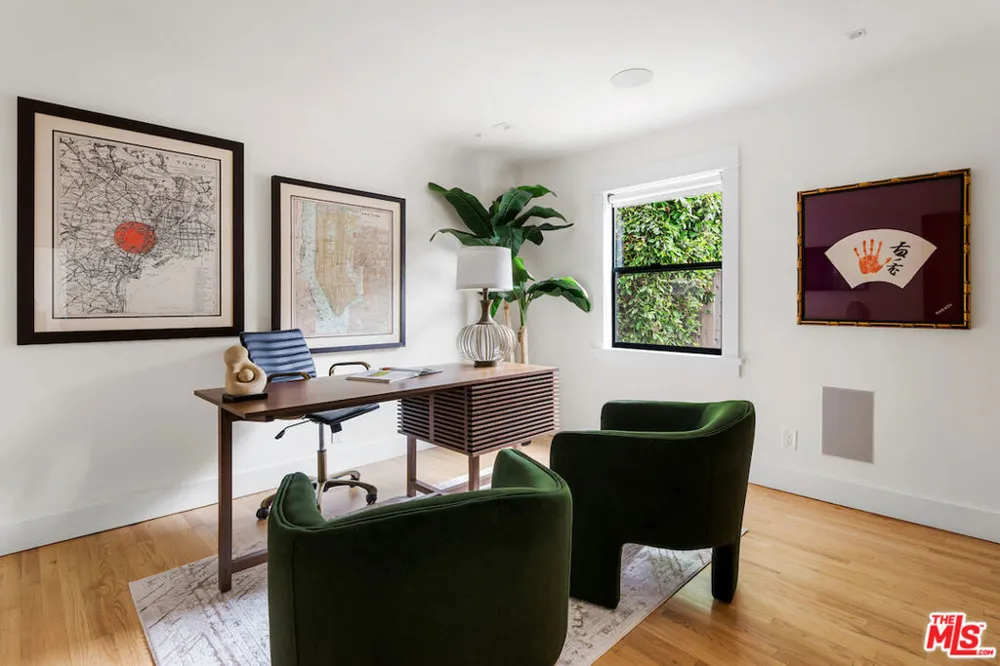 5319 West Boulevard Los Angeles, CA 90043