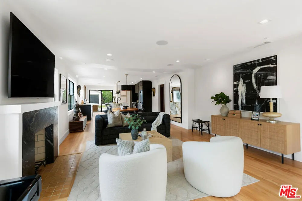 5319 West Boulevard Los Angeles, CA 90043