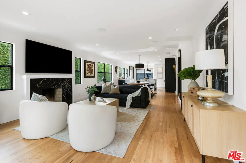 5319 West Boulevard Los Angeles, CA 90043
