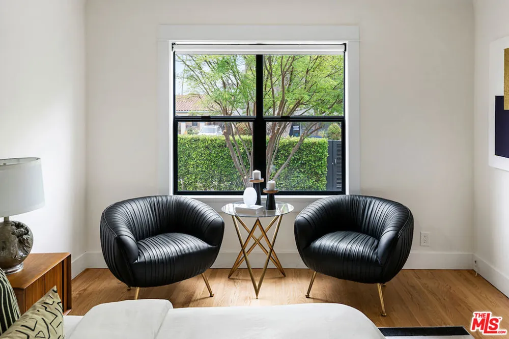 5319 West Boulevard Los Angeles, CA 90043