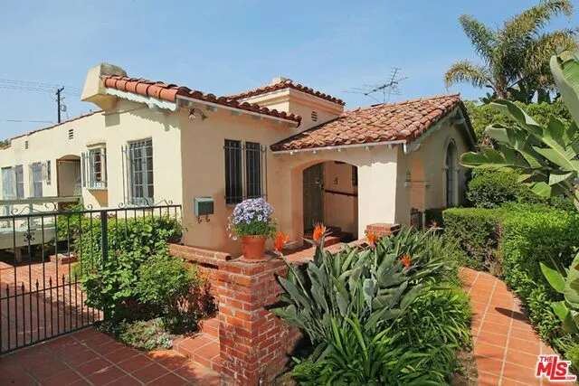 1054 Princeton Street Santa Monica, CA 90403