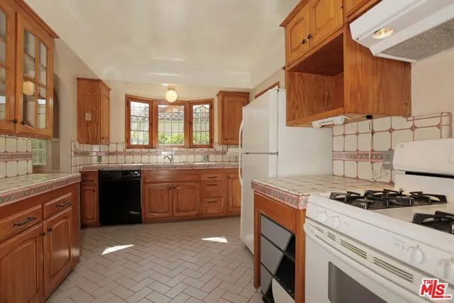 1054 Princeton Street Santa Monica, CA 90403