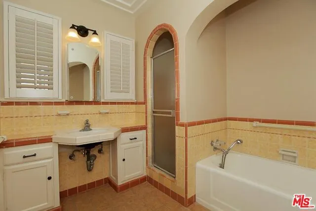 1054 Princeton Street Santa Monica, CA 90403
