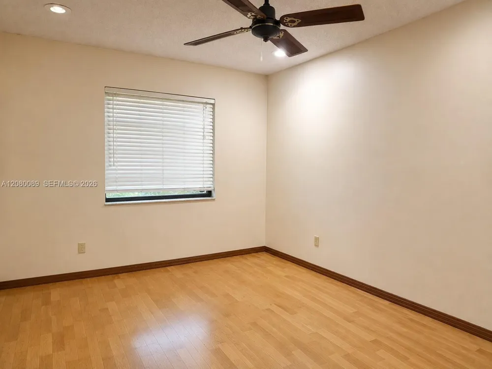 9000 SW 78th Ct Miami, FL 33156