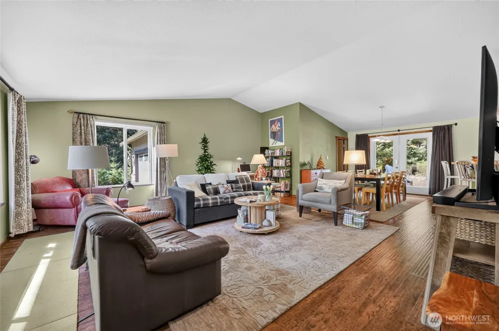 105 Jack Fir Court E Packwood, WA 98361