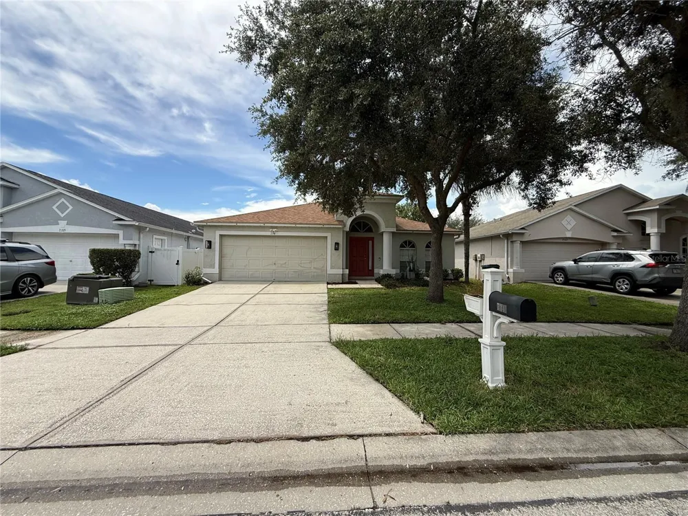 7341 PULTENEY DRIVE Wesley Chapel, FL 33545