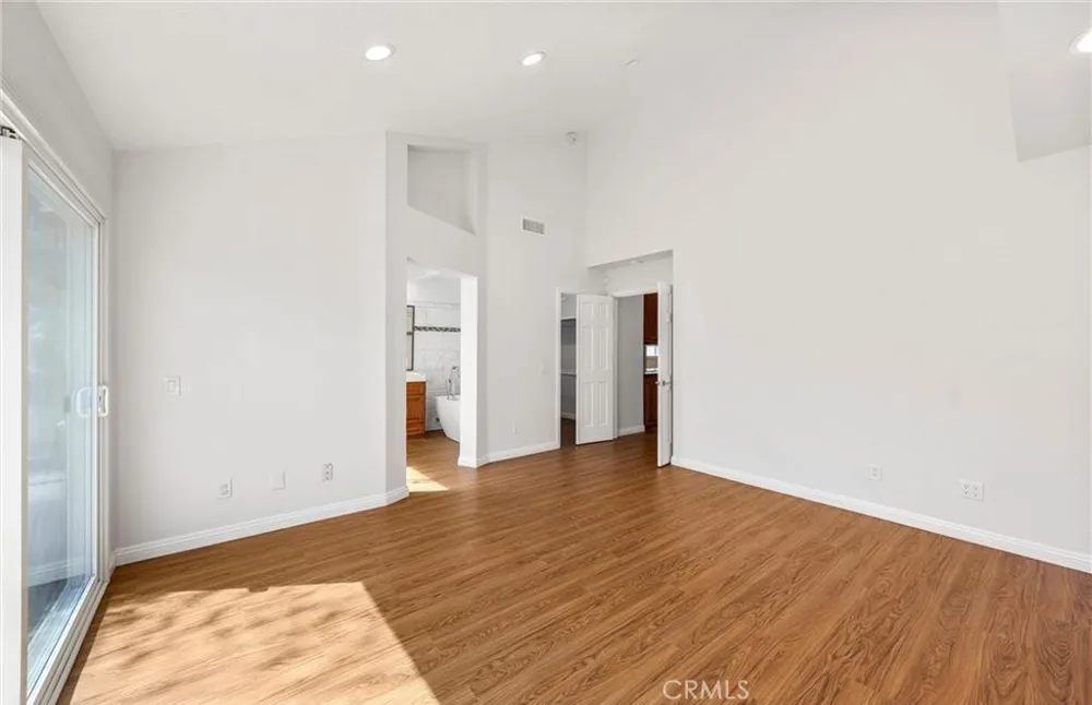 371 Brook Glen Lane Orange, CA 92869