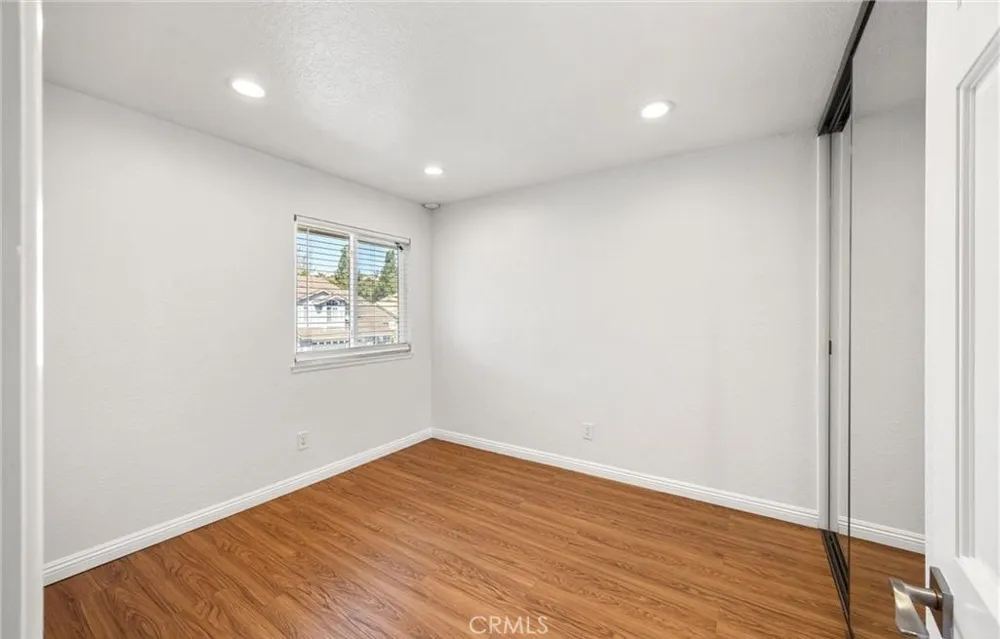 371 Brook Glen Lane Orange, CA 92869