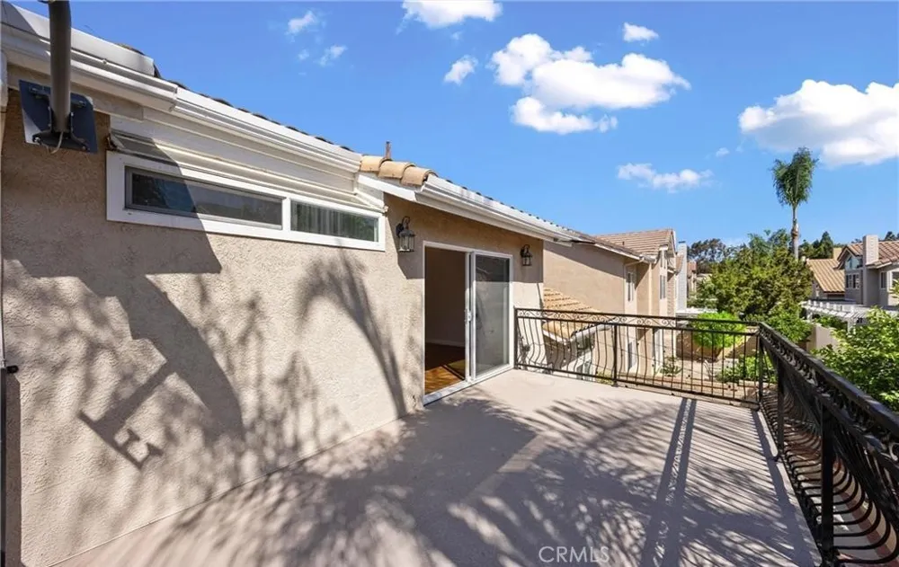 371 Brook Glen Lane Orange, CA 92869