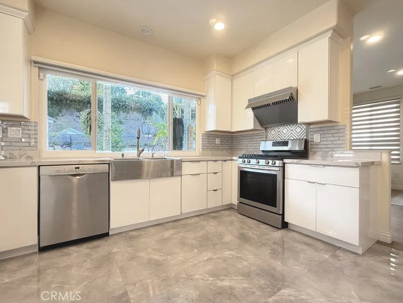 2026 Avenida Hacienda Chino Hills, CA 91709