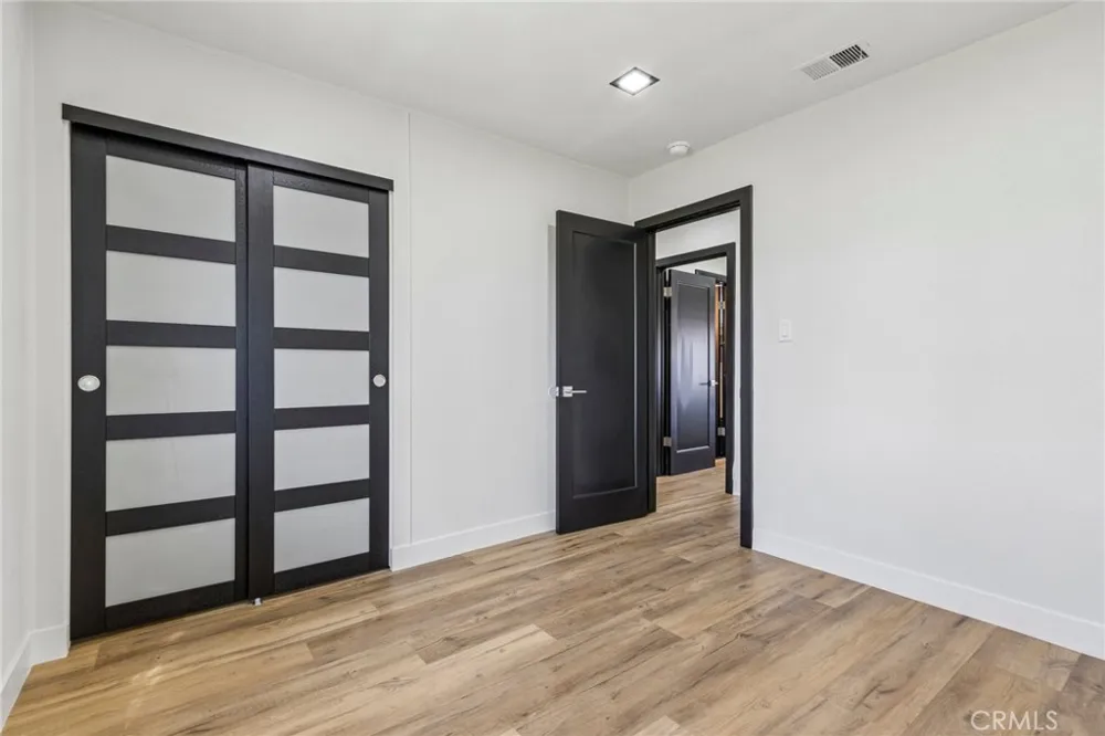 8868 Randolph Street Riverside, CA 92503