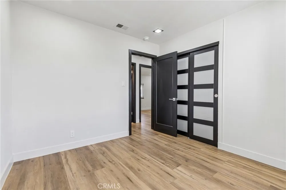 8868 Randolph Street Riverside, CA 92503