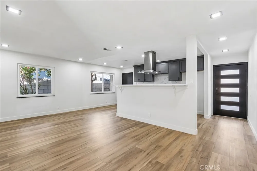 8868 Randolph Street Riverside, CA 92503