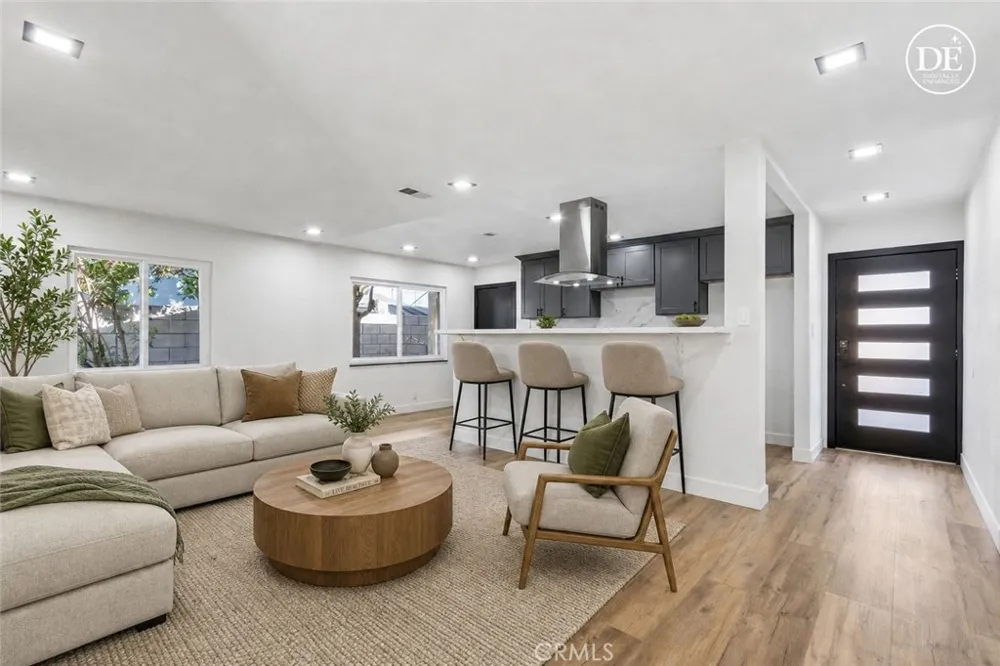 8868 Randolph Street Riverside, CA 92503