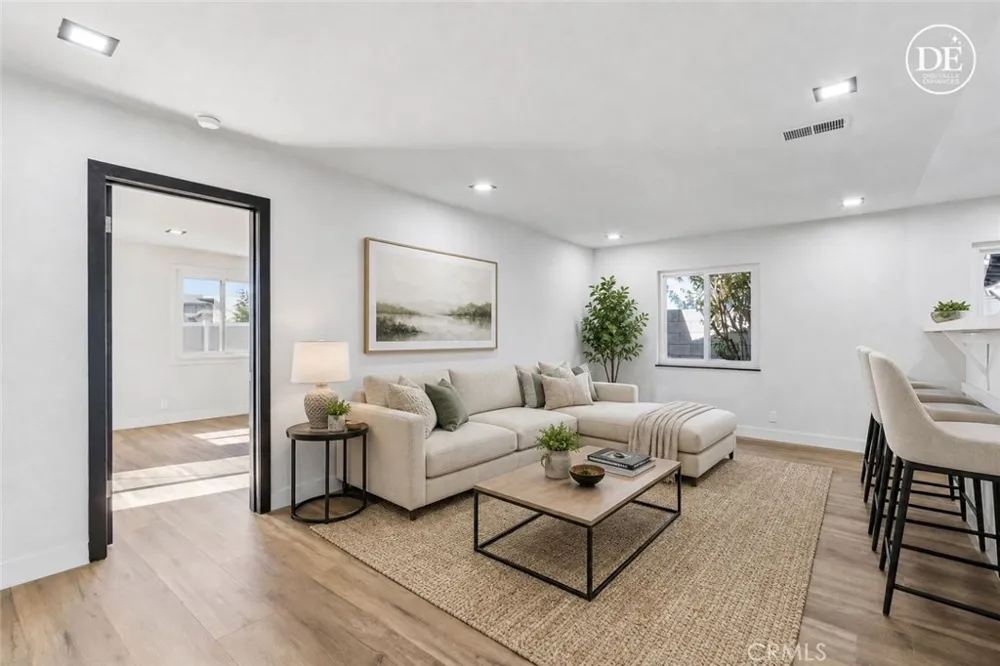 8868 Randolph Street Riverside, CA 92503