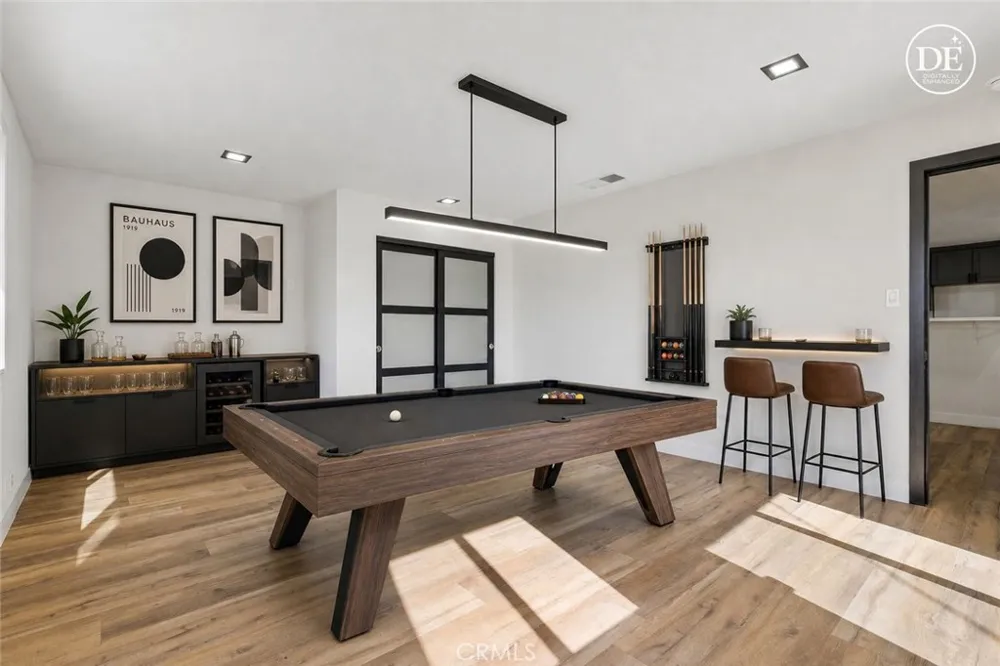 8868 Randolph Street Riverside, CA 92503