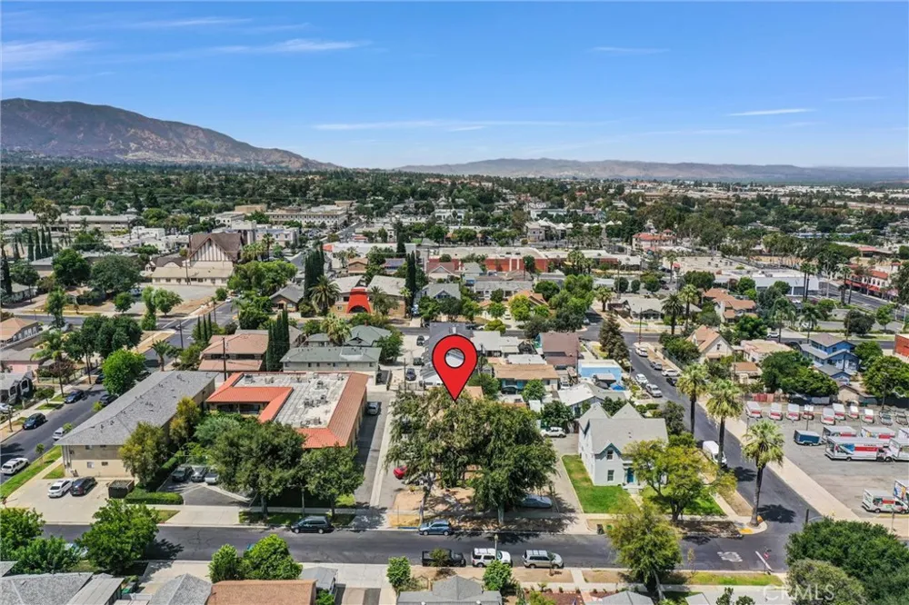 712 S Howard Corona, CA 92879