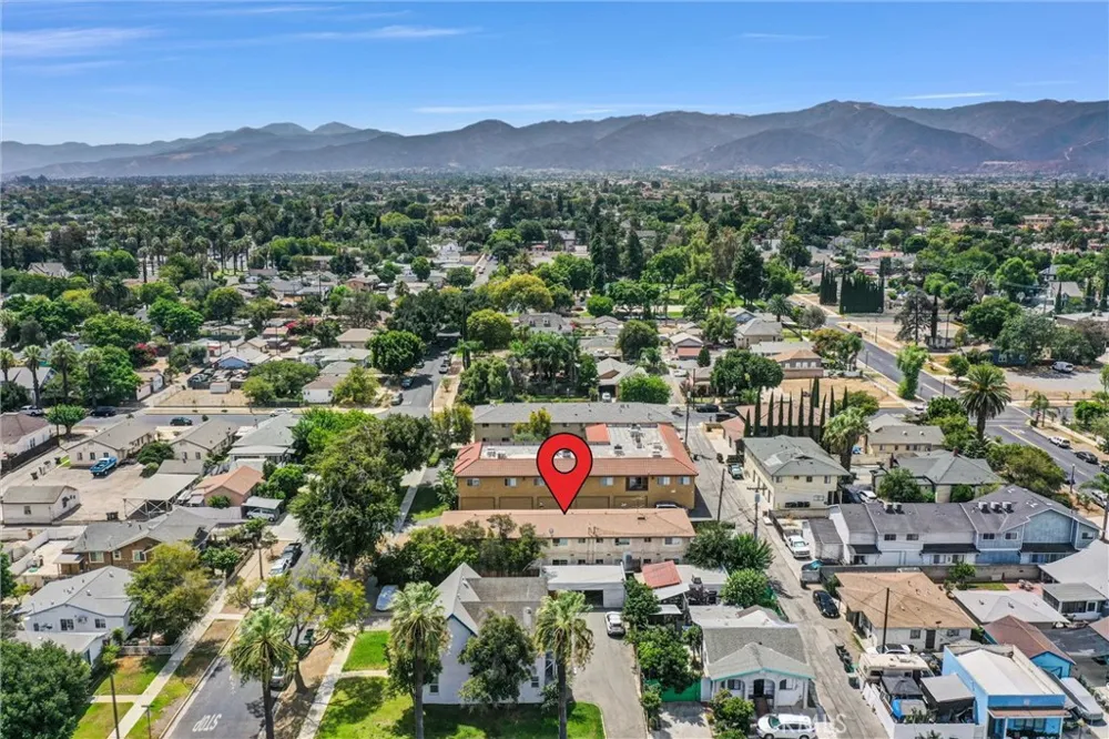 712 S Howard Corona, CA 92879
