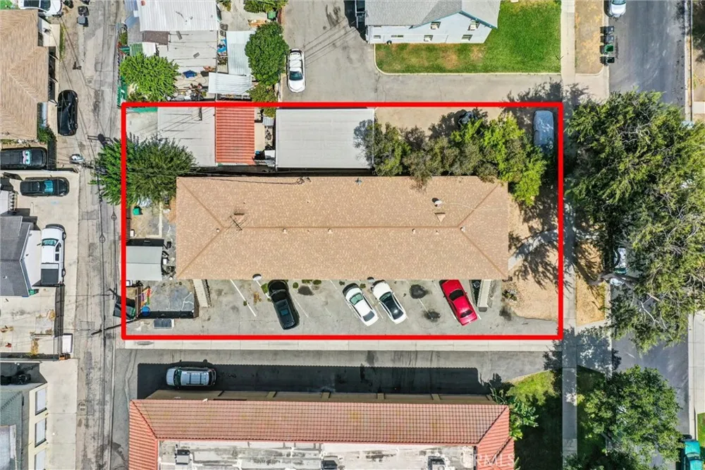 712 S Howard Corona, CA 92879