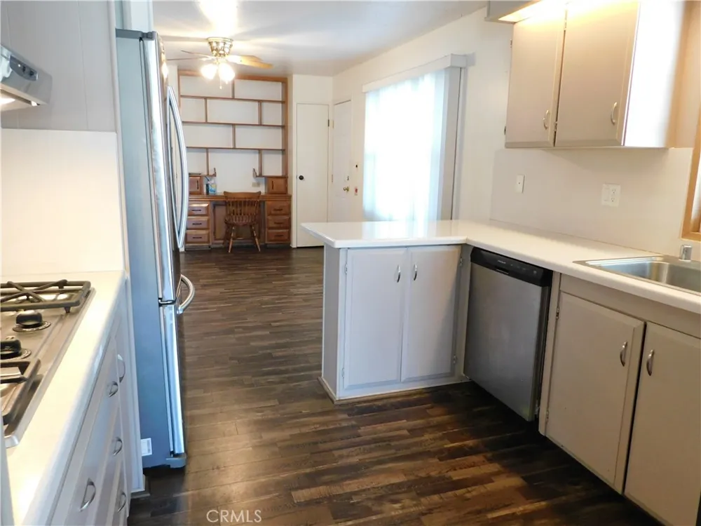 1410 VISTA GRANDE DRIVE Hemet, CA 92543
