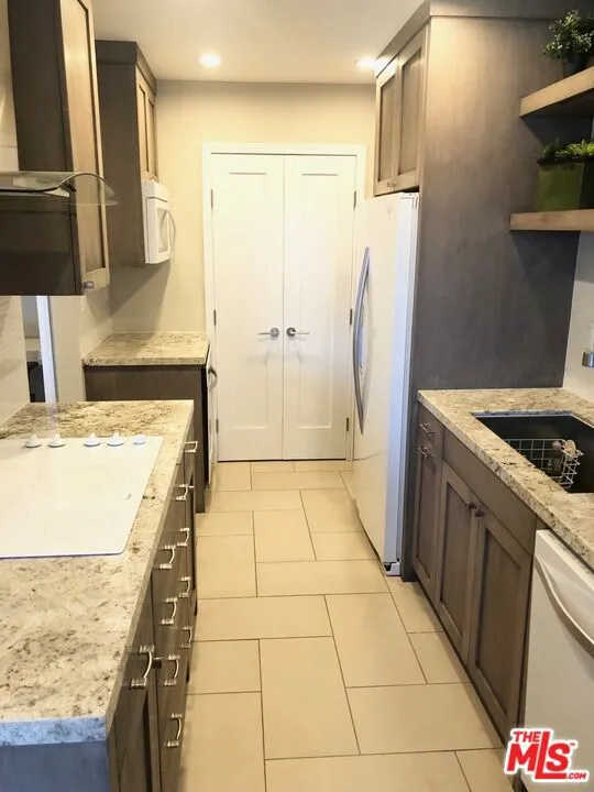 1250 Kings Road #506 West Hollywood, CA 90069