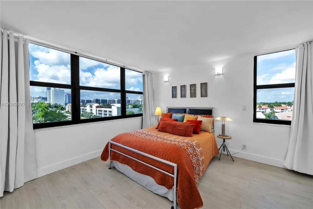 2401 S Ocean Dr #507 Hollywood, FL 33019