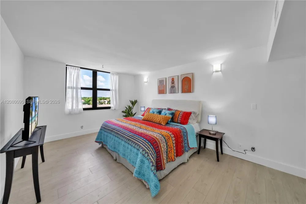 2401 S Ocean Dr #507 Hollywood, FL 33019