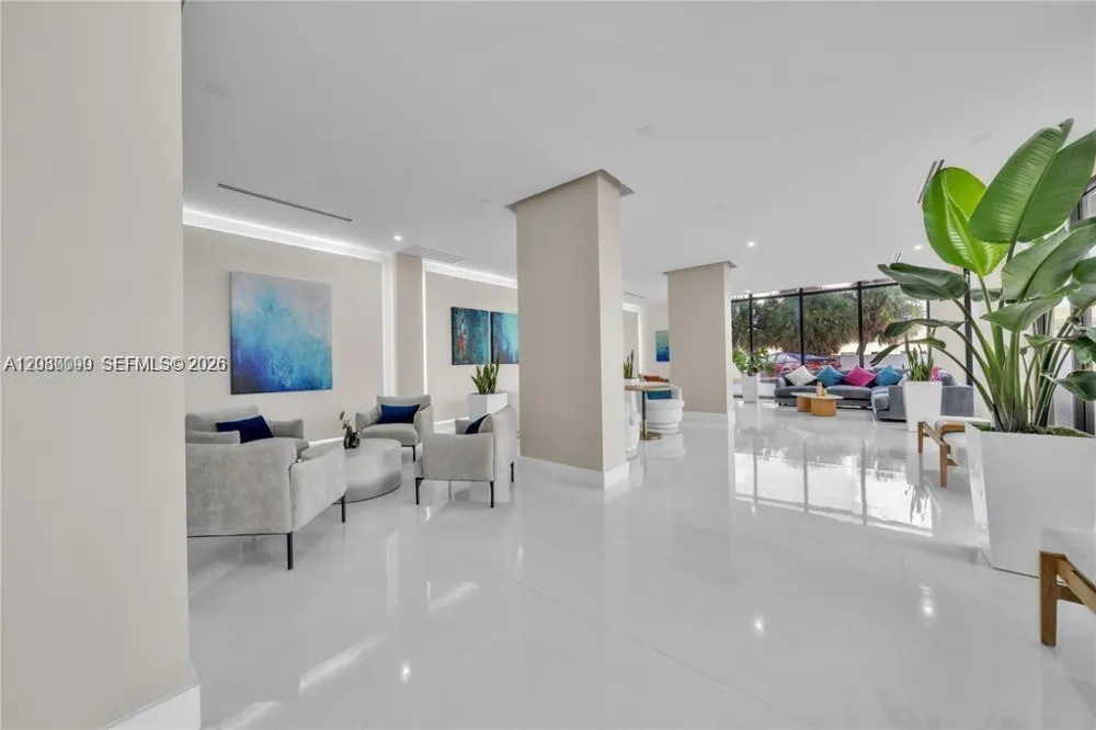 2401 S Ocean Dr #507 Hollywood, FL 33019
