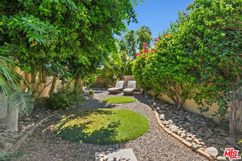 47145 Via Lorca La Quinta, CA 92253