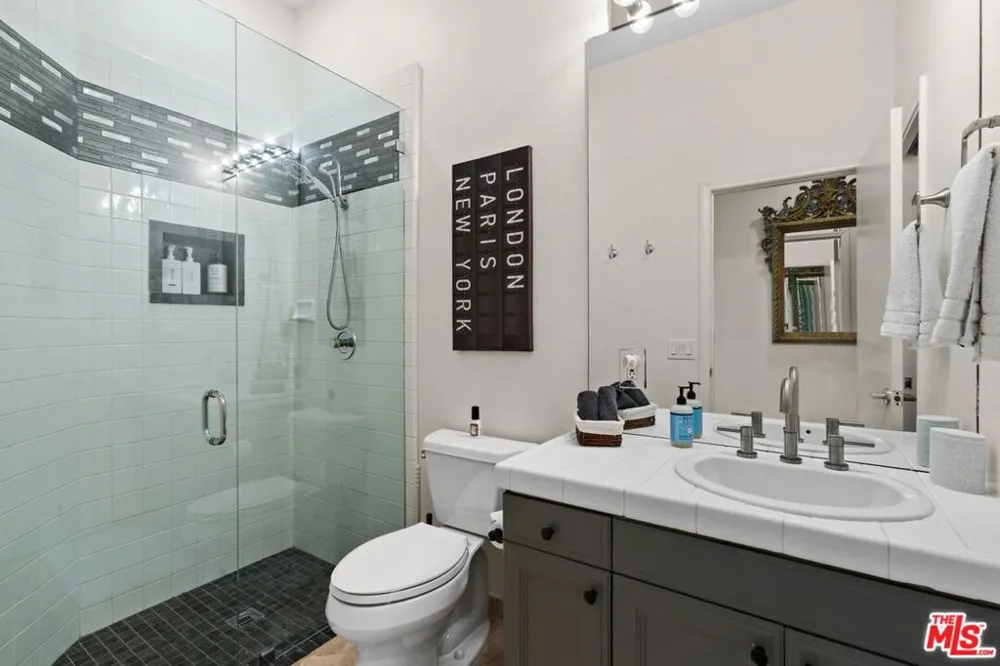 47145 Via Lorca La Quinta, CA 92253
