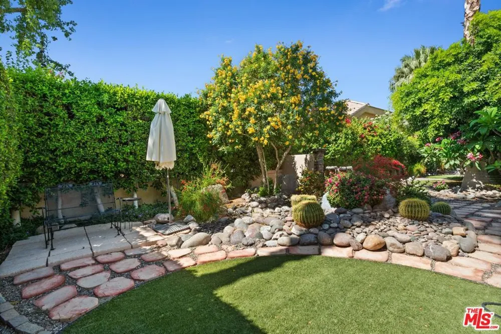 47145 Via Lorca La Quinta, CA 92253