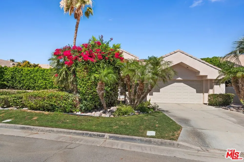 47145 Via Lorca La Quinta, CA 92253