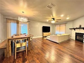 43639 Park Avenue Lancaster, CA 93534