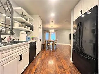 43639 Park Avenue Lancaster, CA 93534