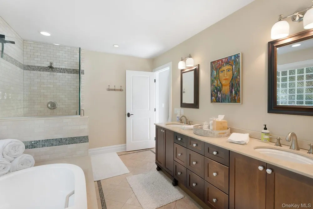 23 Park Circle Quogue, NY 11959