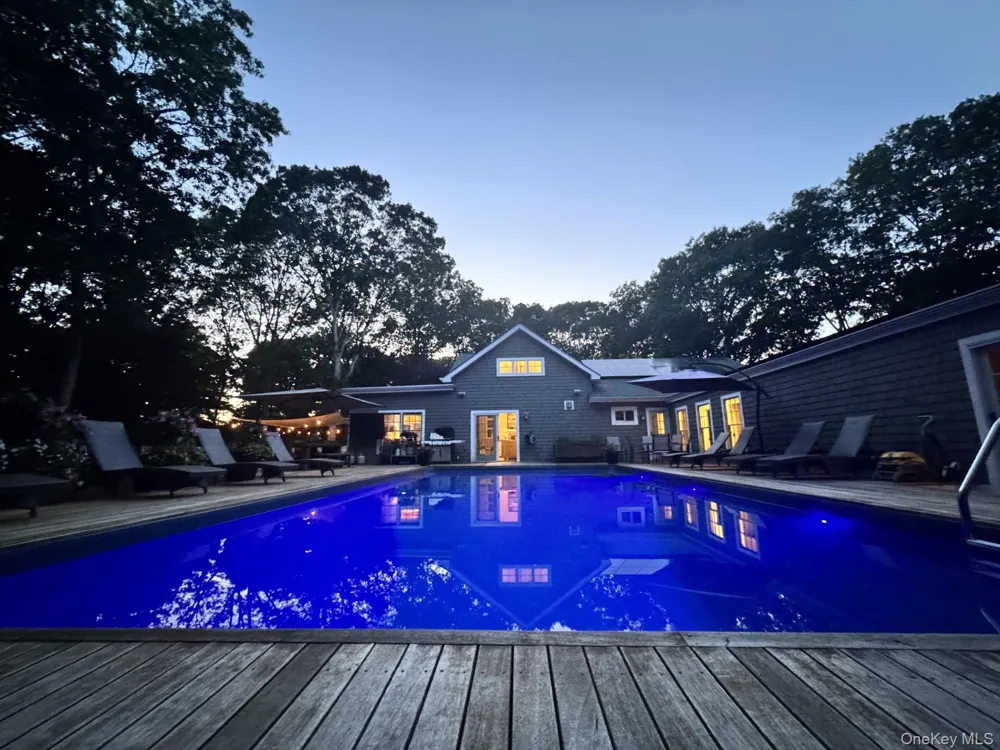 23 Park Circle Quogue, NY 11959