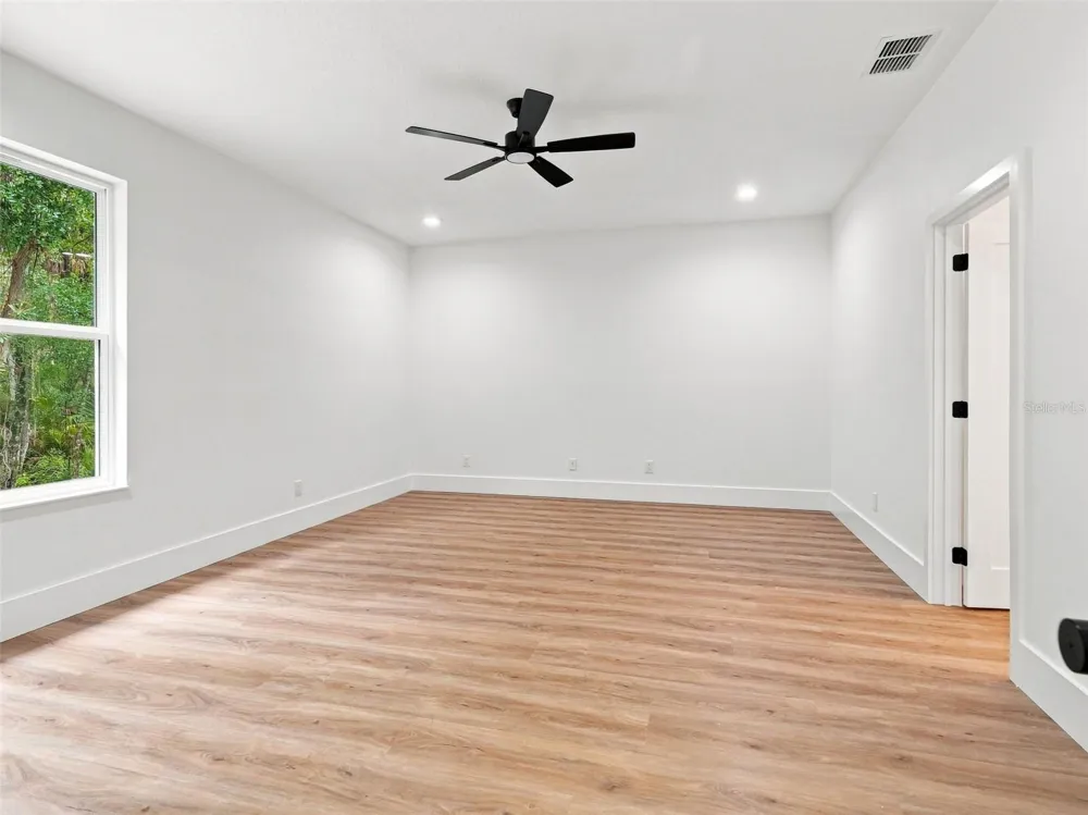 3519 LOGGERHEAD WAY Wesley Chapel, FL 33544