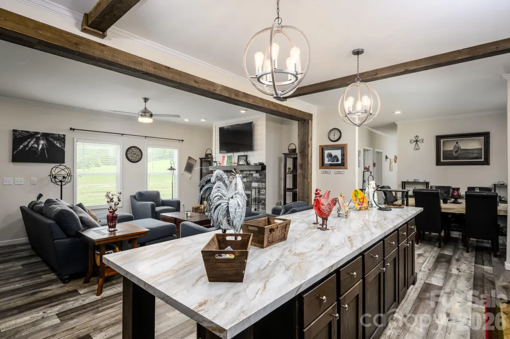 324 Plemmons Place Marion, NC 28752