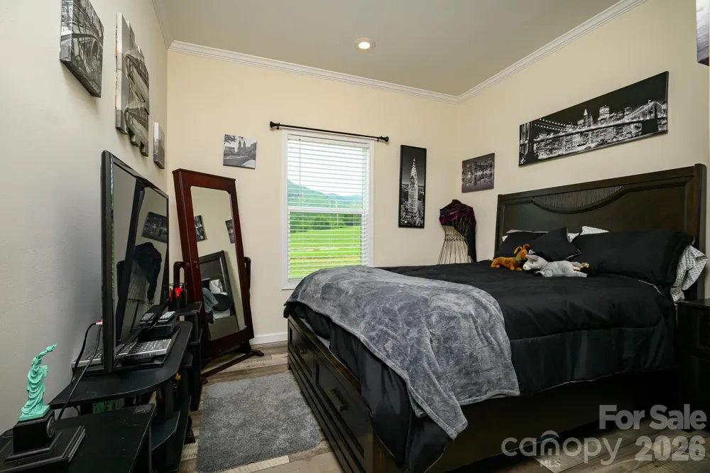 324 Plemmons Place Marion, NC 28752