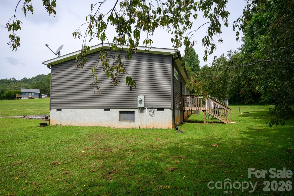 324 Plemmons Place Marion, NC 28752