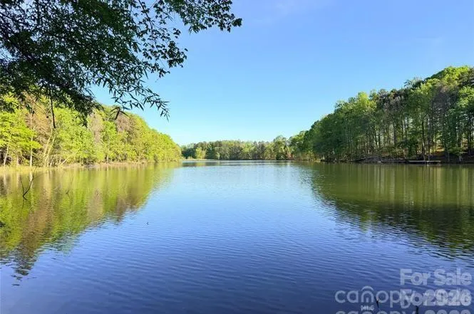 5132 Glenwalk Drive Charlotte, NC 28269