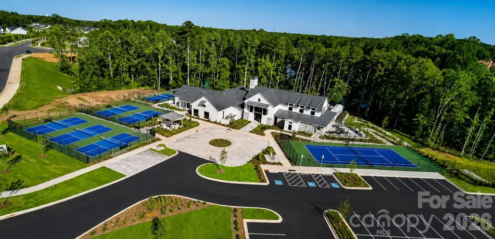 5132 Glenwalk Drive Charlotte, NC 28269