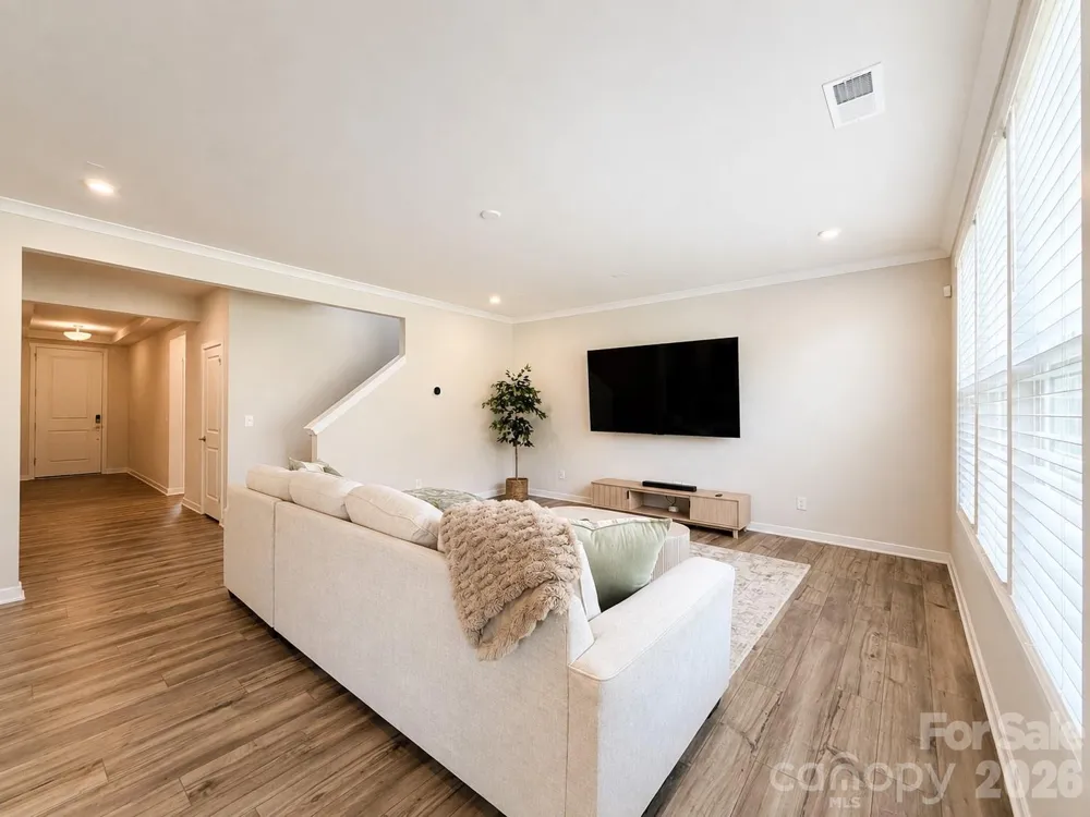 5132 Glenwalk Drive Charlotte, NC 28269